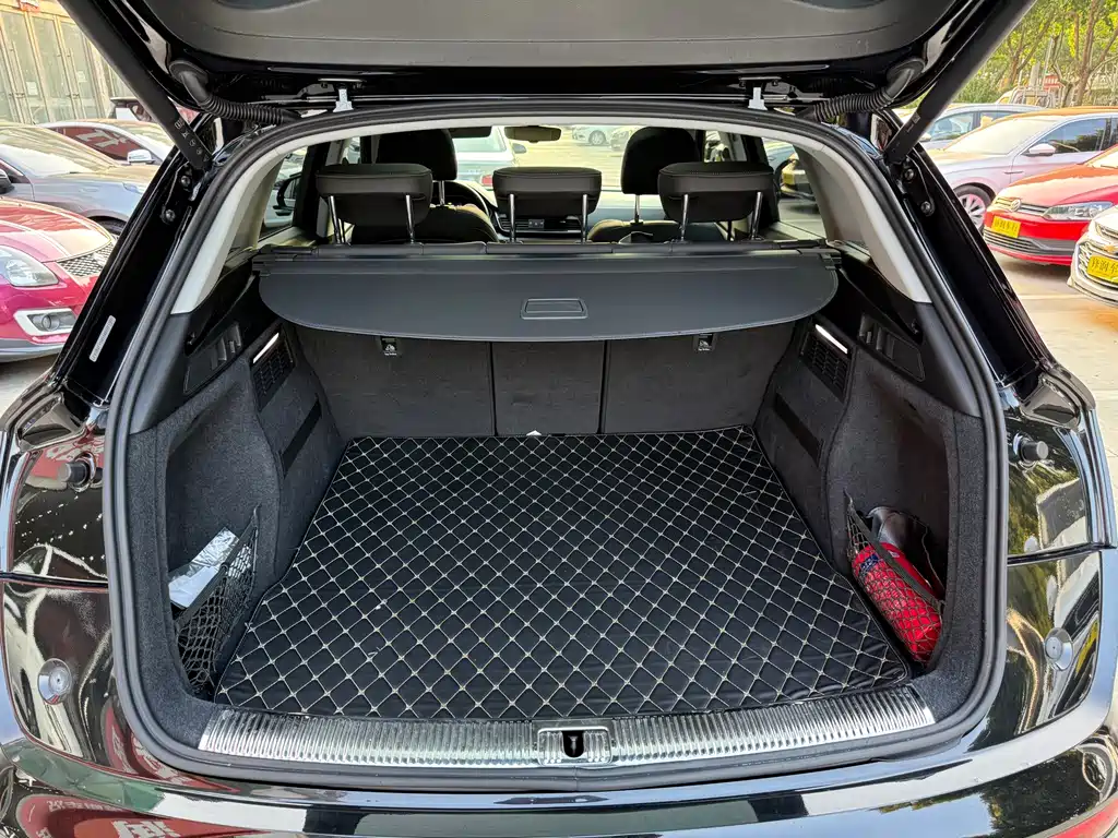 Audi Q5L — миниатюра 7
