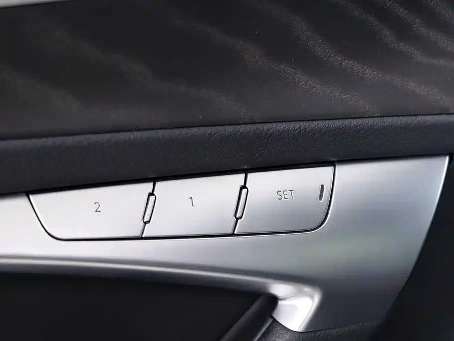 Audi A6L — миниатюра 14
