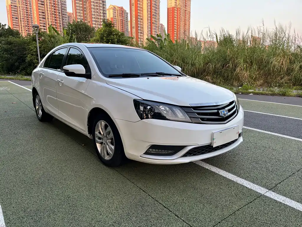 Geely Emgrand — миниатюра 3
