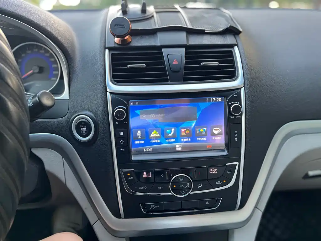 Geely Emgrand — миниатюра 13
