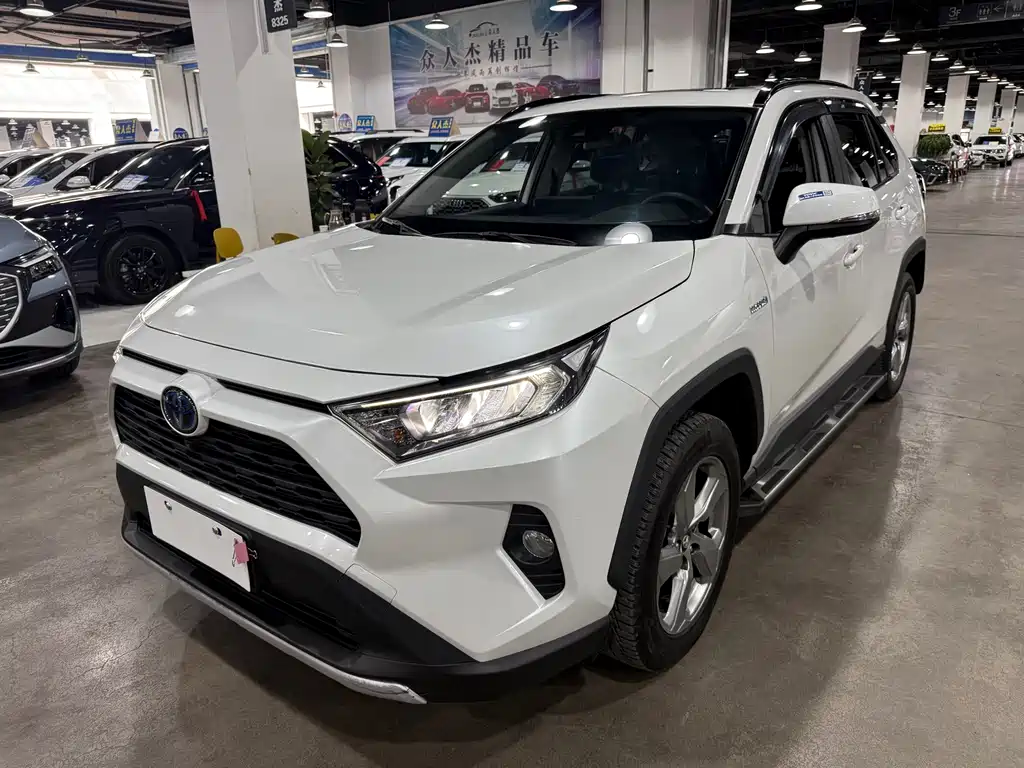 Toyota RAV4 — миниатюра 2