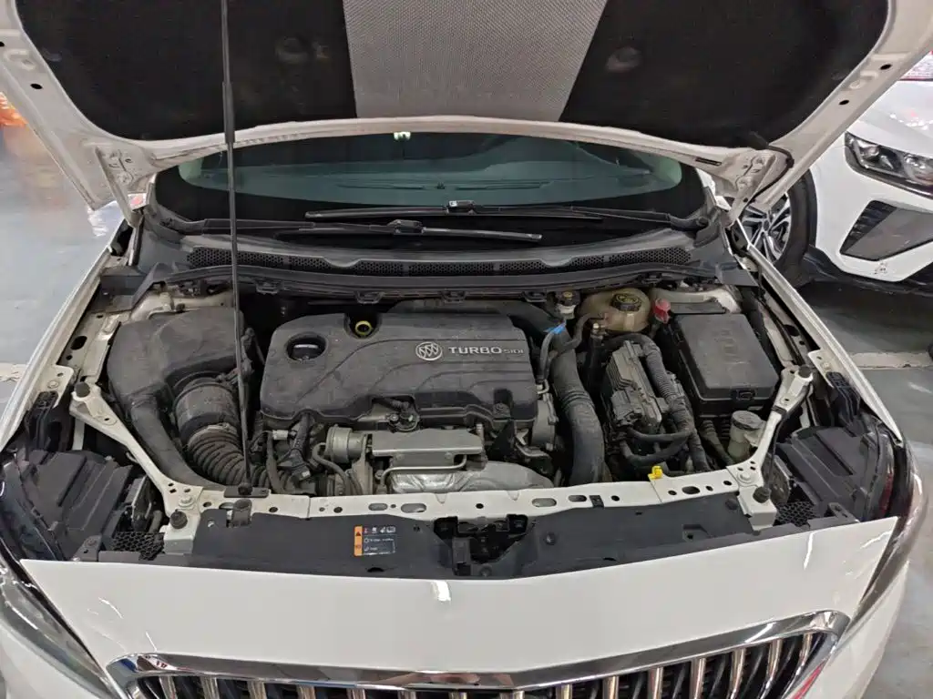 Buick Verano — миниатюра 20