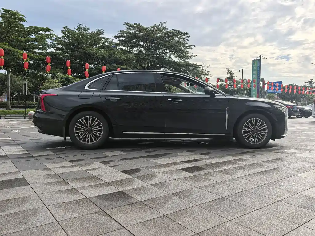 Hongqi Hongqi H5 — миниатюра 12