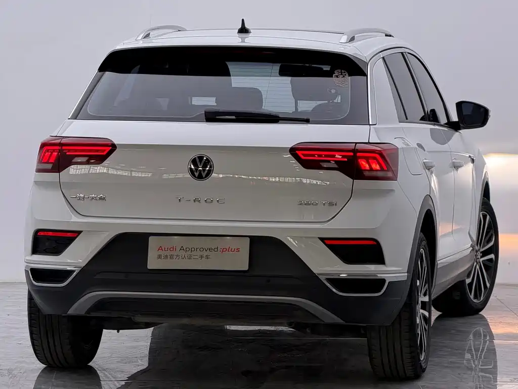 Volkswagen T-Roc — миниатюра 7