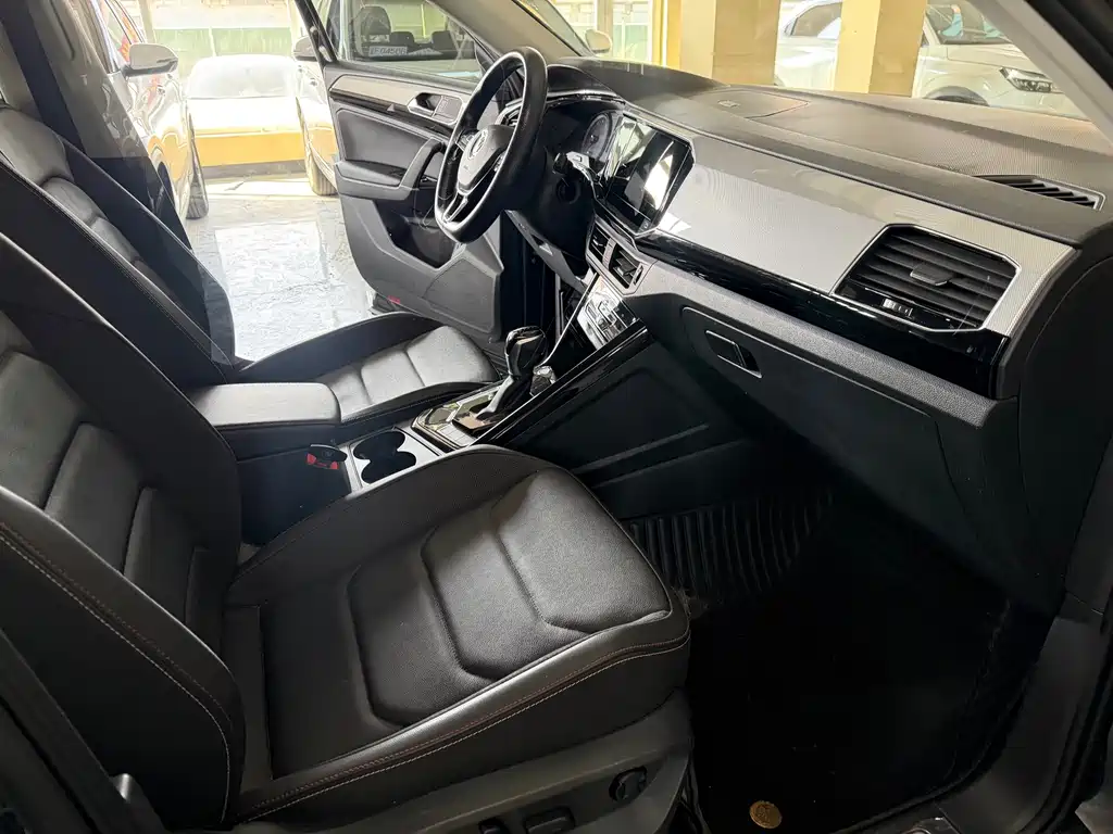 Volkswagen Tayron — миниатюра 4