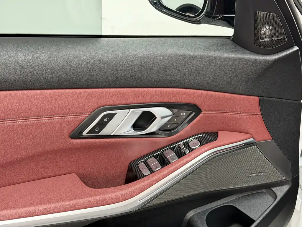 BMW 3 Series — миниатюра 14