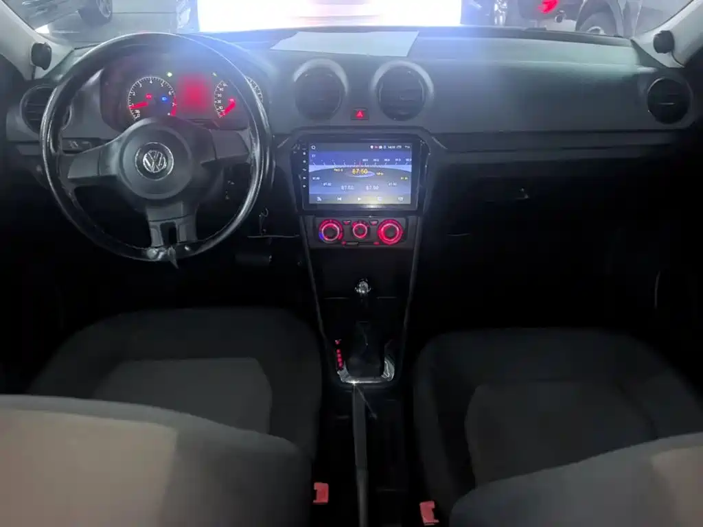 Volkswagen Jetta — миниатюра 10