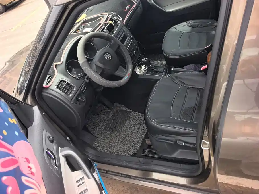 Skoda Yeti — миниатюра 9