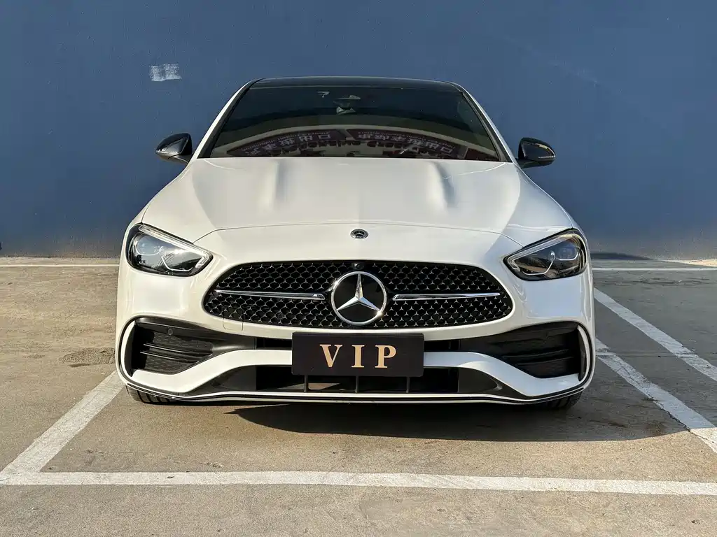 Mercedes-Benz C-Class — миниатюра 2