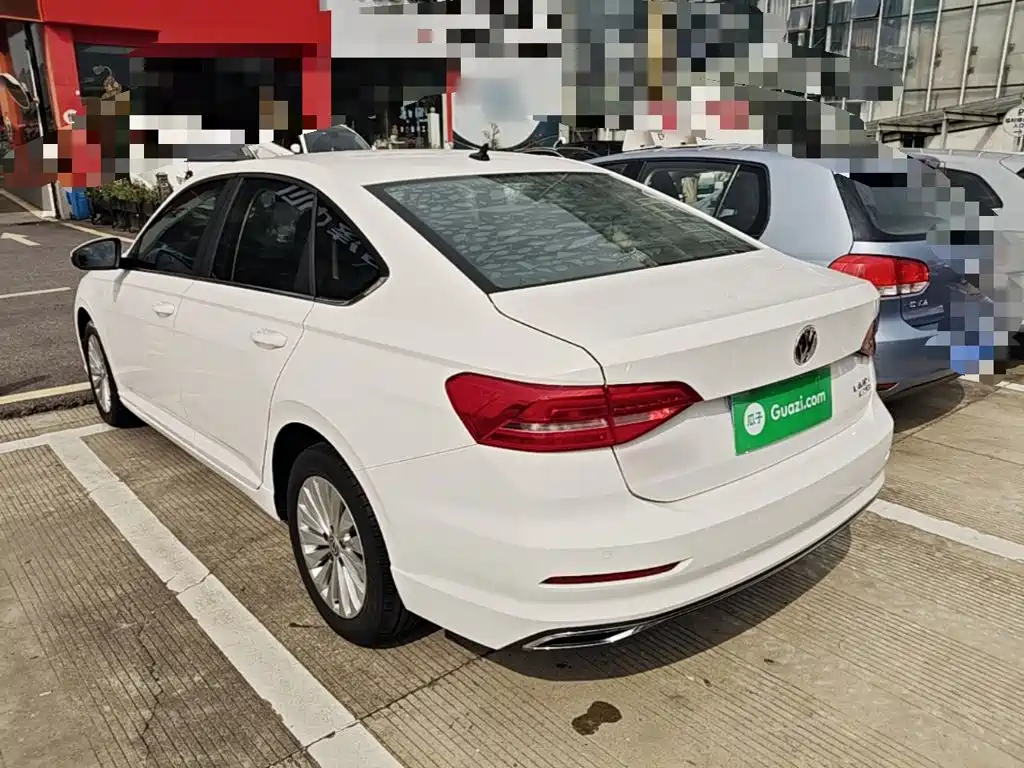 Volkswagen Lavida — миниатюра 5