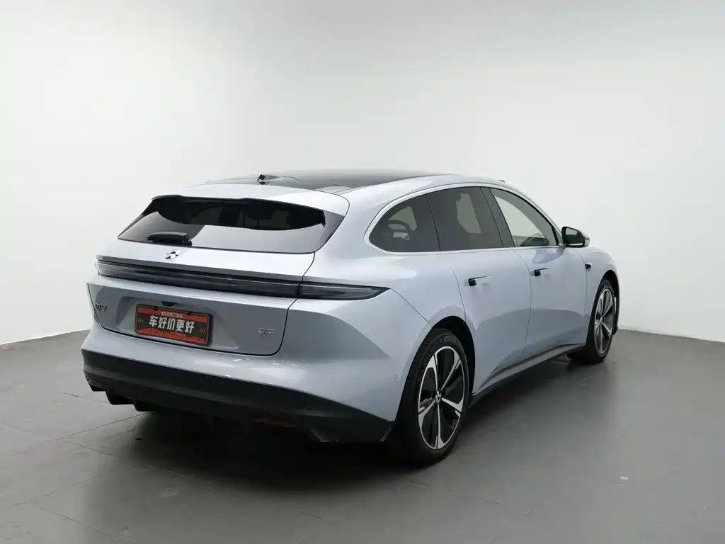 NIO ET5T — миниатюра 2