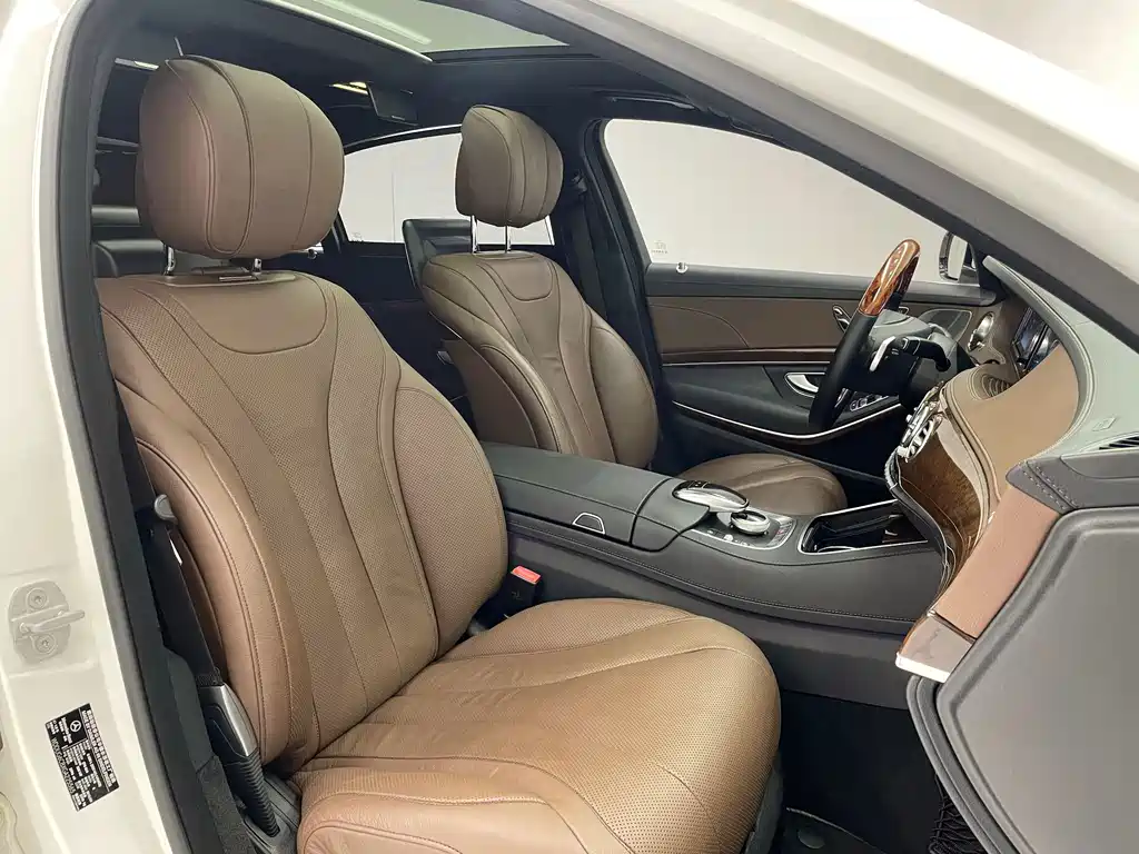 Mercedes-Benz S-Class — миниатюра 18