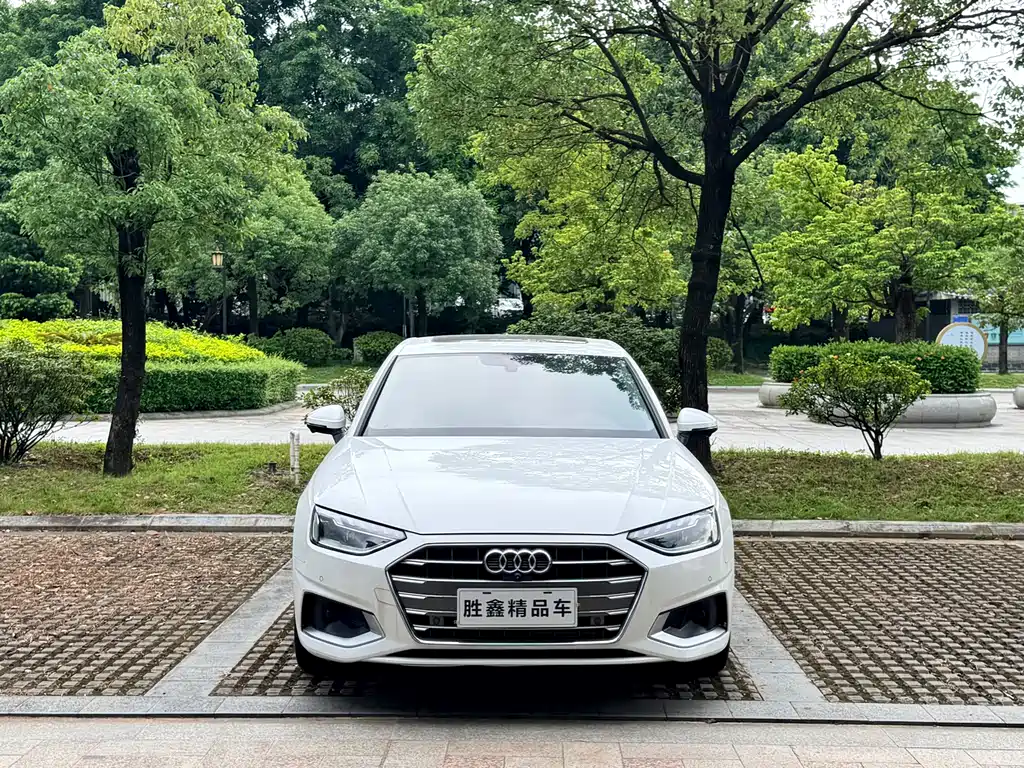 Audi A4L — миниатюра 2