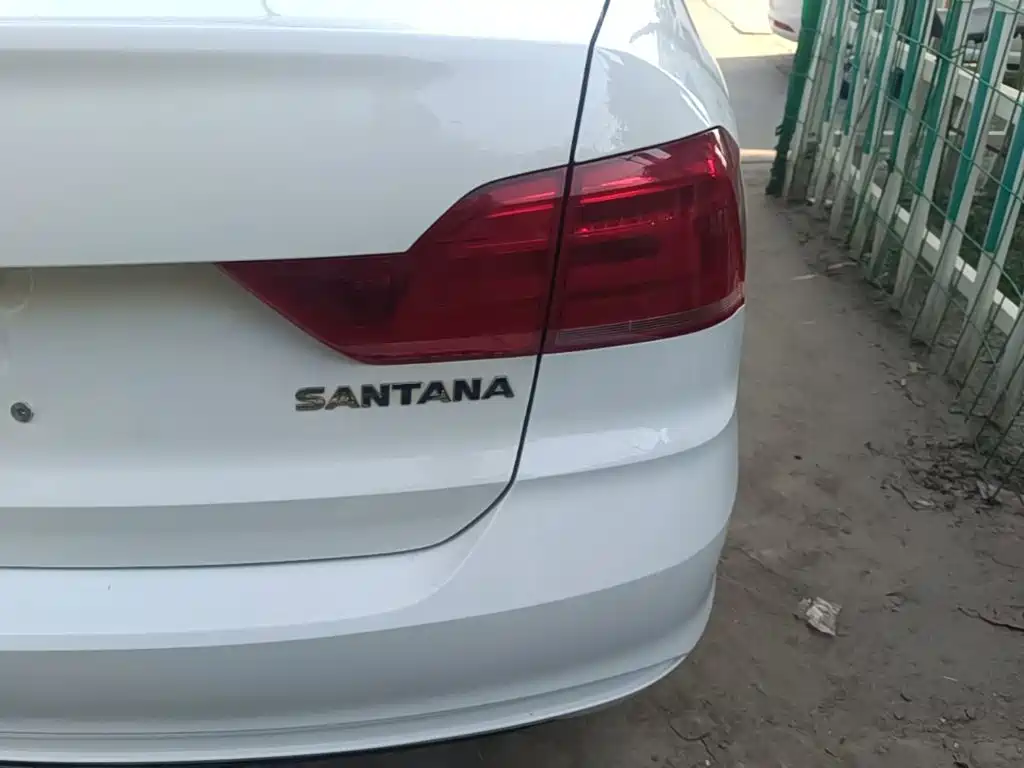 Volkswagen Santana — миниатюра 8