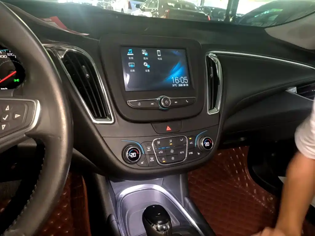 Chevrolet Malibu XL — миниатюра 13