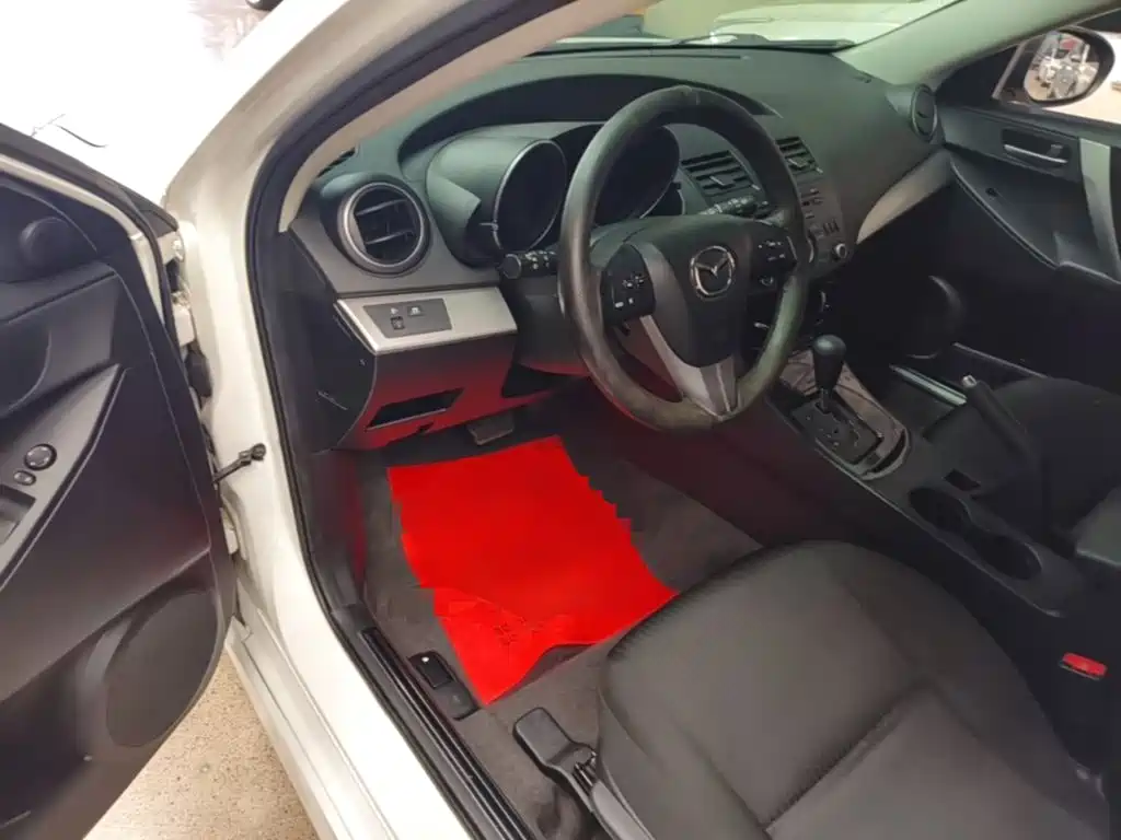 Mazda 3 Xingcheng — миниатюра 16