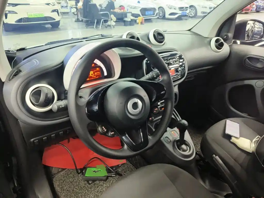 smart Smart Fortwo — миниатюра 10