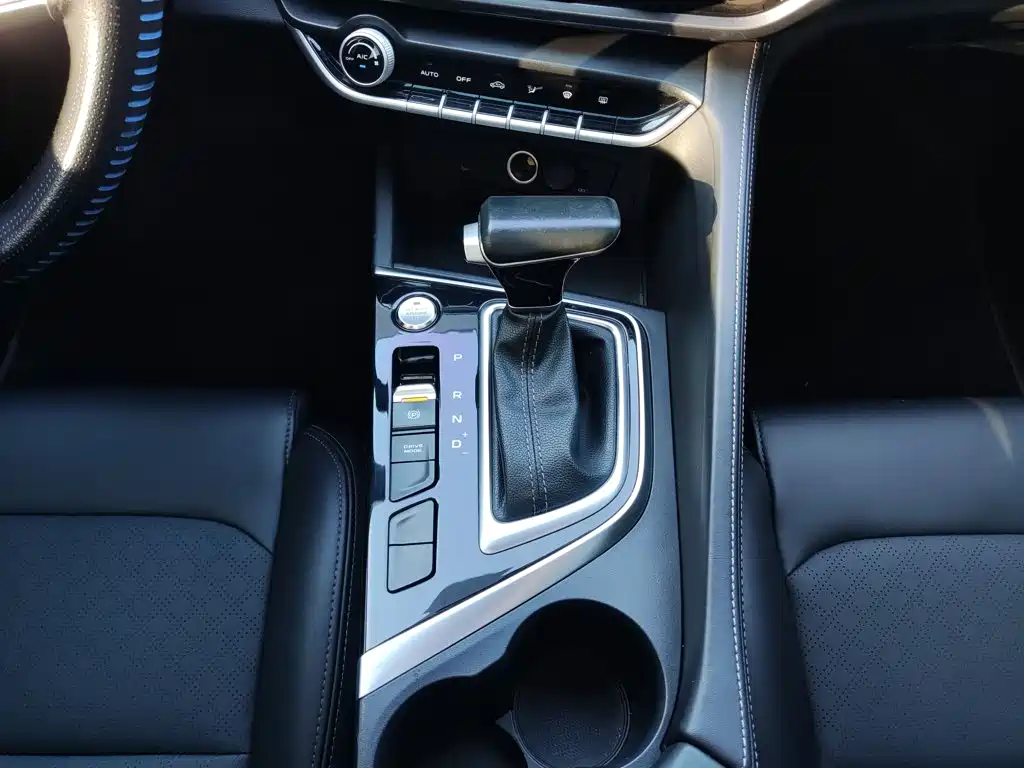 Changan Eado — миниатюра 16