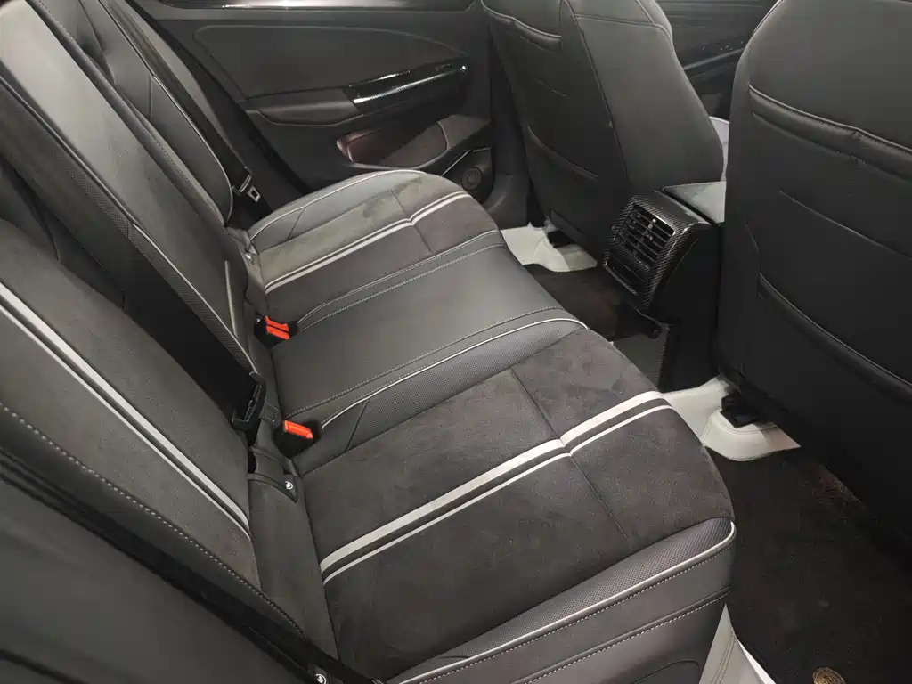Volkswagen Golf 2021 280TSI DSG Pro