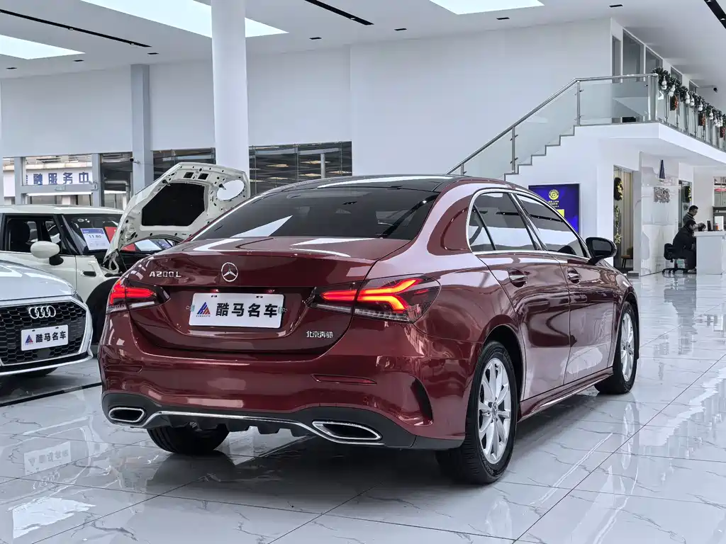 MERCEDES-BENZ A CLASS