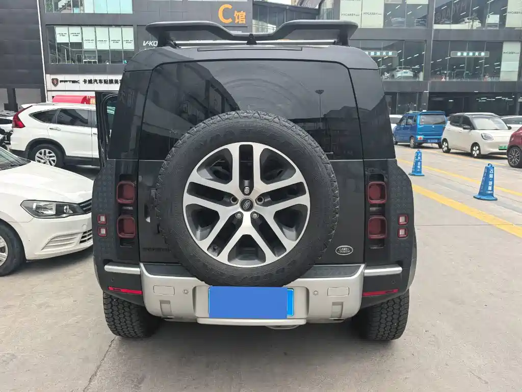 Land Rover Land Rover Defender 2024 110 3.0T P400