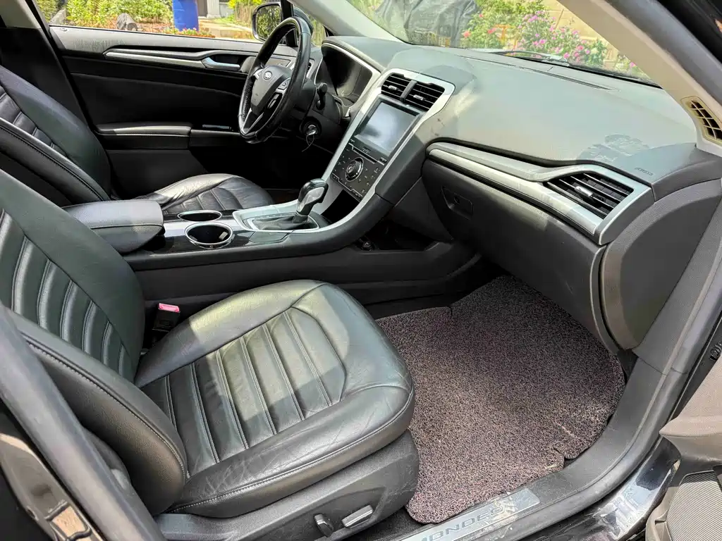 Ford Mondeo — миниатюра 4