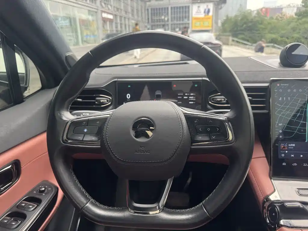 NIO EC6 — миниатюра 7