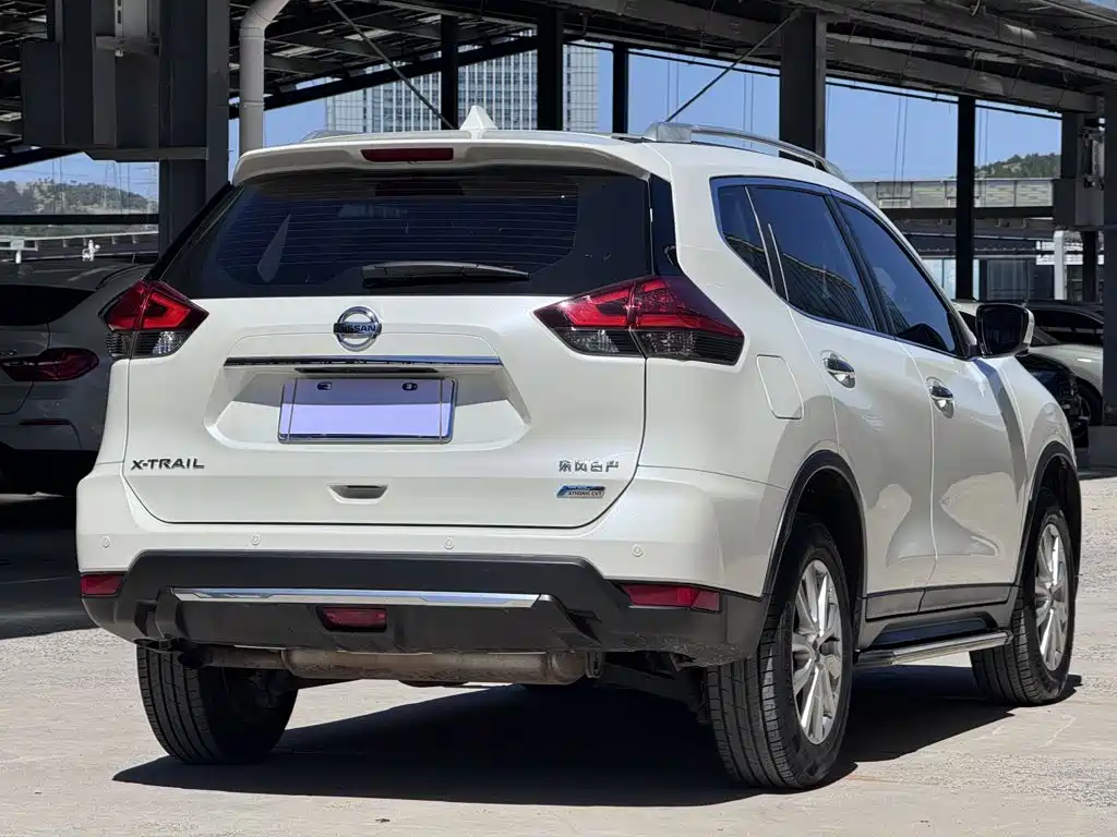 Nissan X-Trail — миниатюра 7