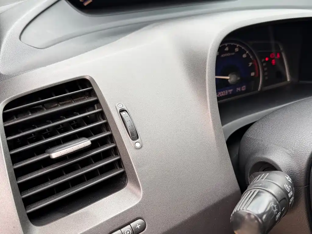 Honda Civic — миниатюра 12