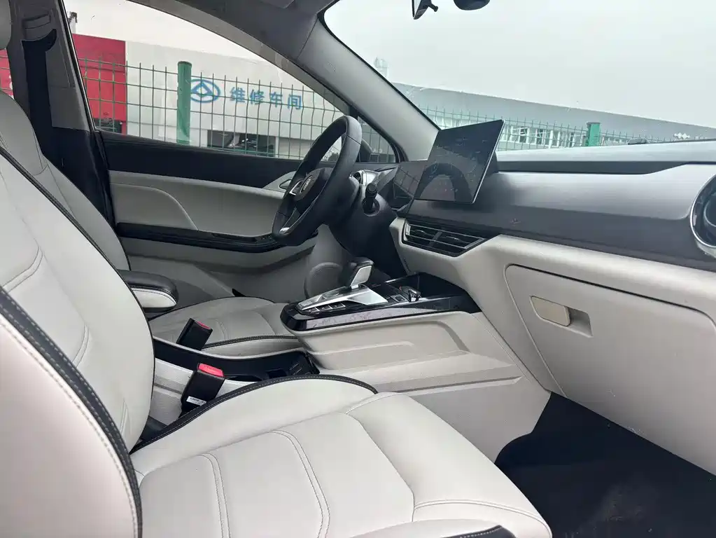 BYD Yuan Pro — миниатюра 3