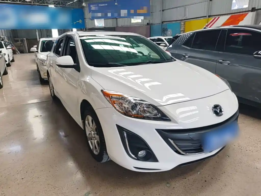 Mazda 3 Xingcheng — миниатюра 4