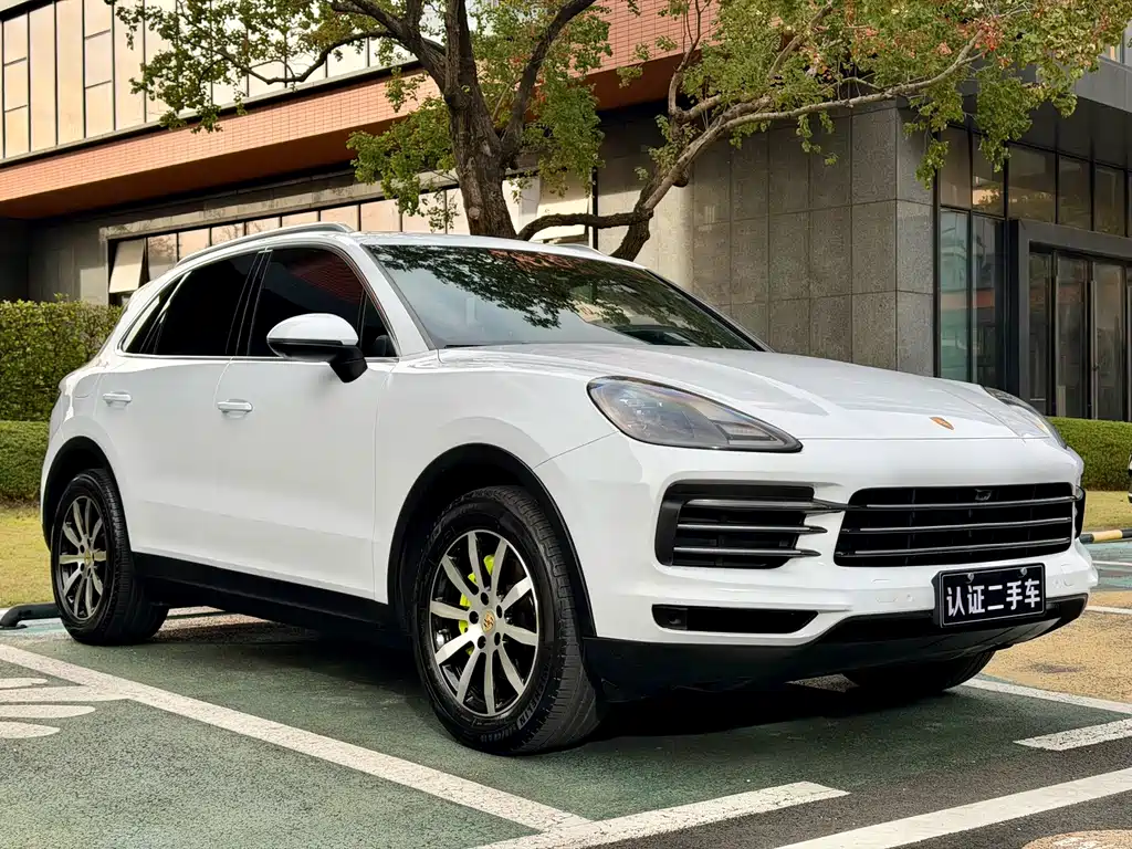 PORSCHE CAYENNE NEW ENERGY