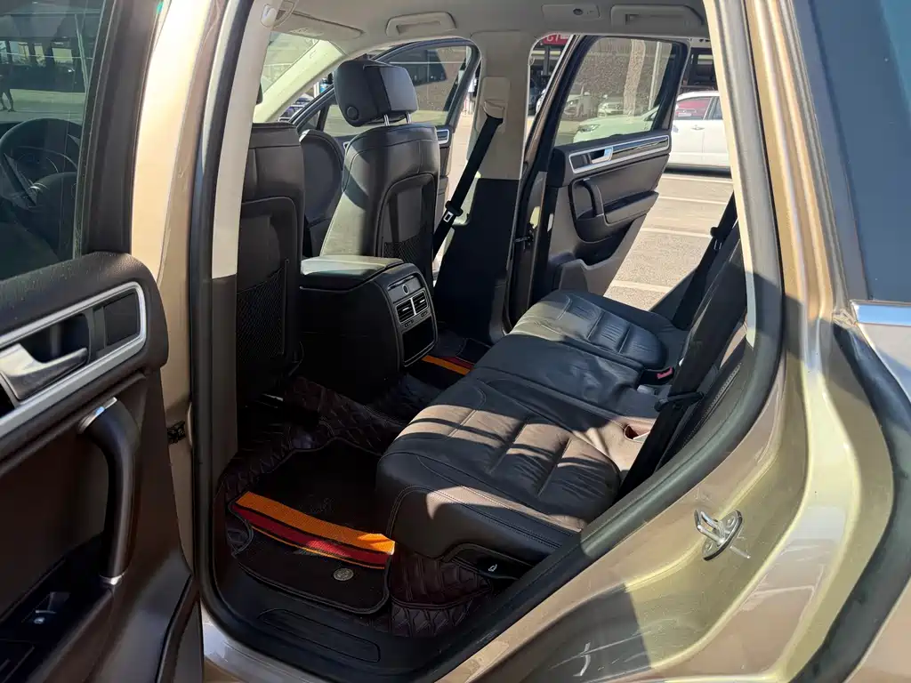 Volkswagen Touareg — миниатюра 8