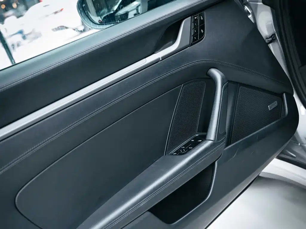 Porsche 911 — миниатюра 16