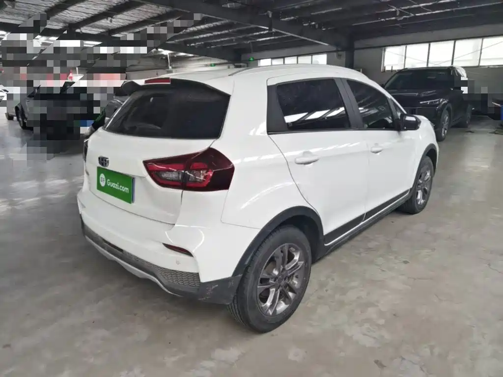 Geely Vision X3 — миниатюра 7