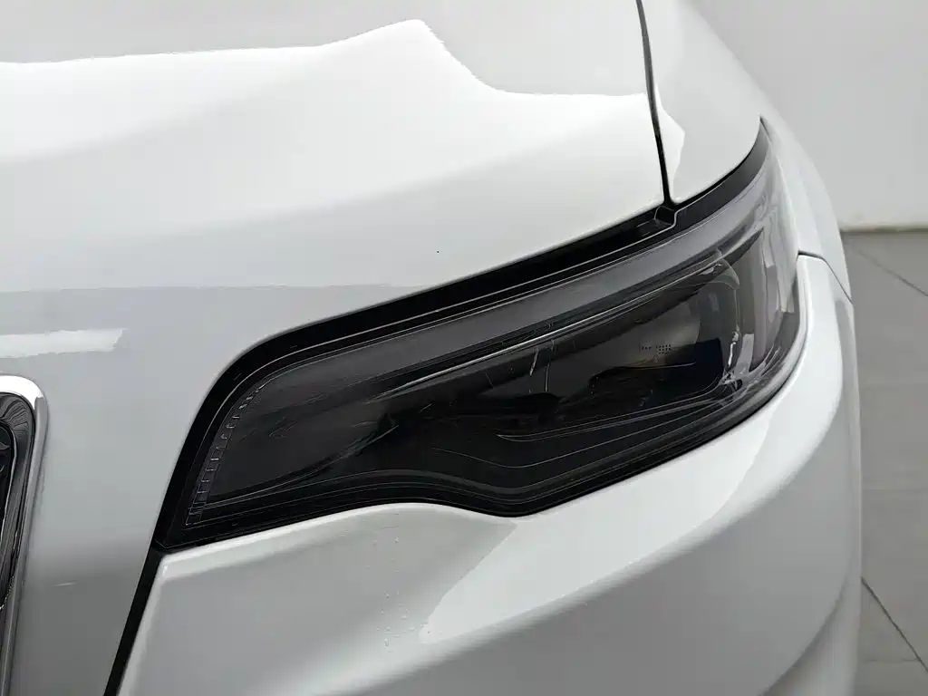 Jeep Cherokee — миниатюра 7
