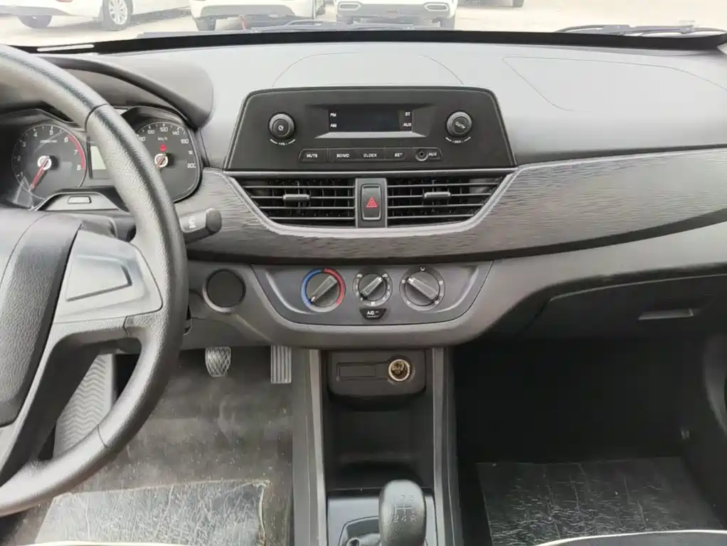 Baojun 310 — миниатюра 13