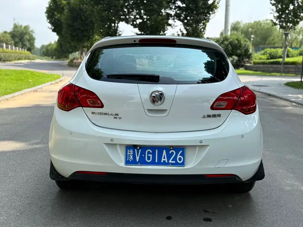 Buick Excelle — миниатюра 8
