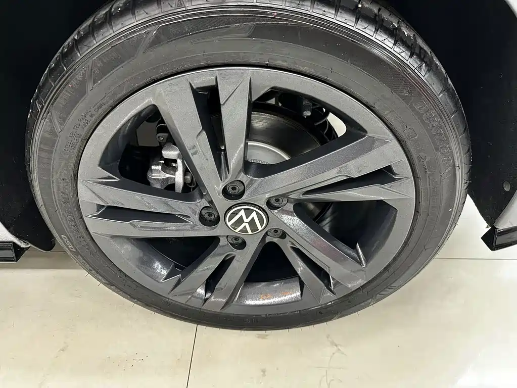 Volkswagen Golf — миниатюра 25