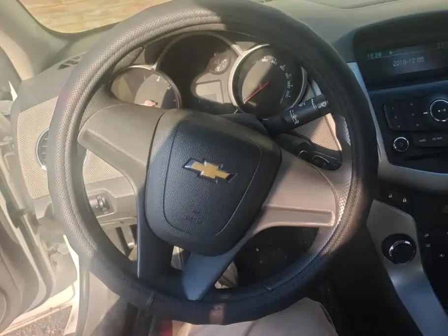 Chevrolet Cruze — миниатюра 15