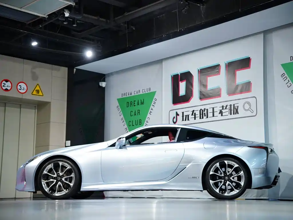 Lexus LC — миниатюра 5