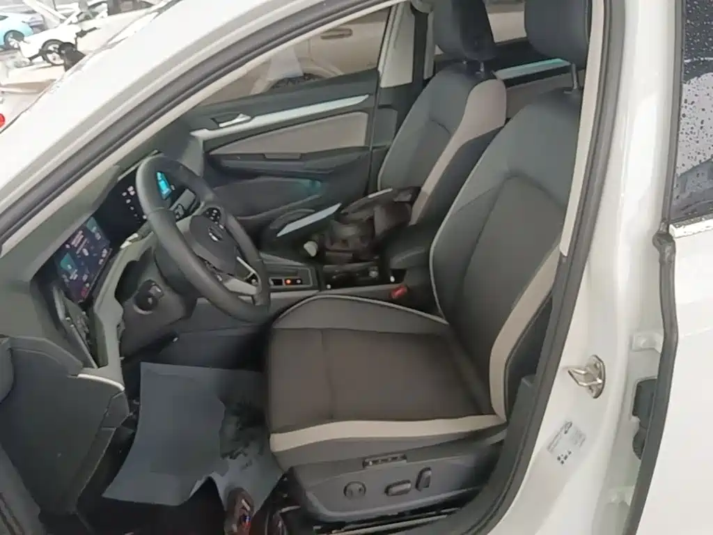 Volkswagen Golf — миниатюра 13