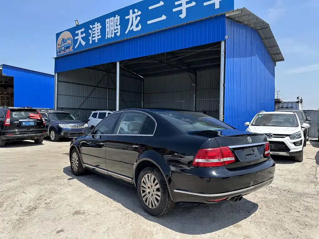 Volkswagen Passat 2009 2.8L V6 AT