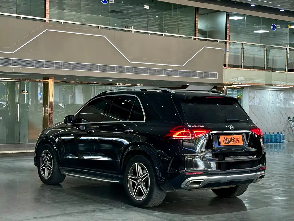 Mercedes-Benz GLE (Import) — миниатюра 14