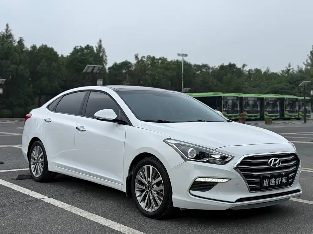 HYUNDAI NAME PICTURE