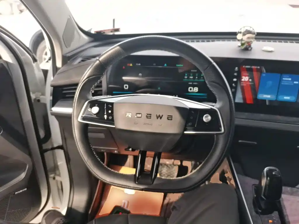 Roewe RX5 MAX — миниатюра 11