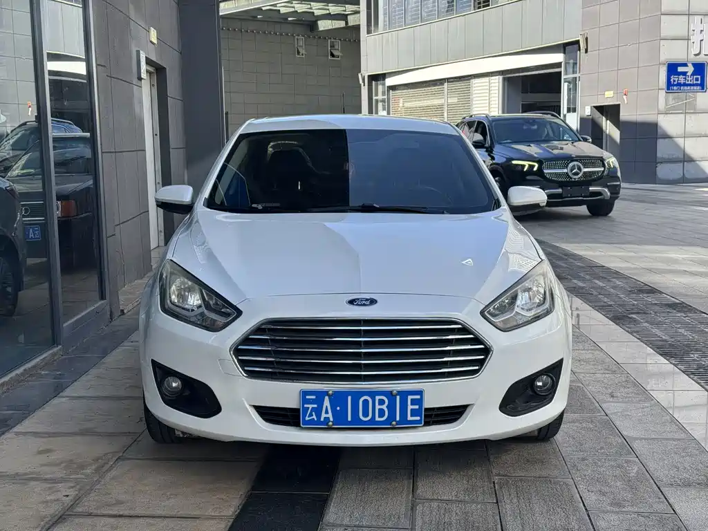 Ford Escort — миниатюра 2