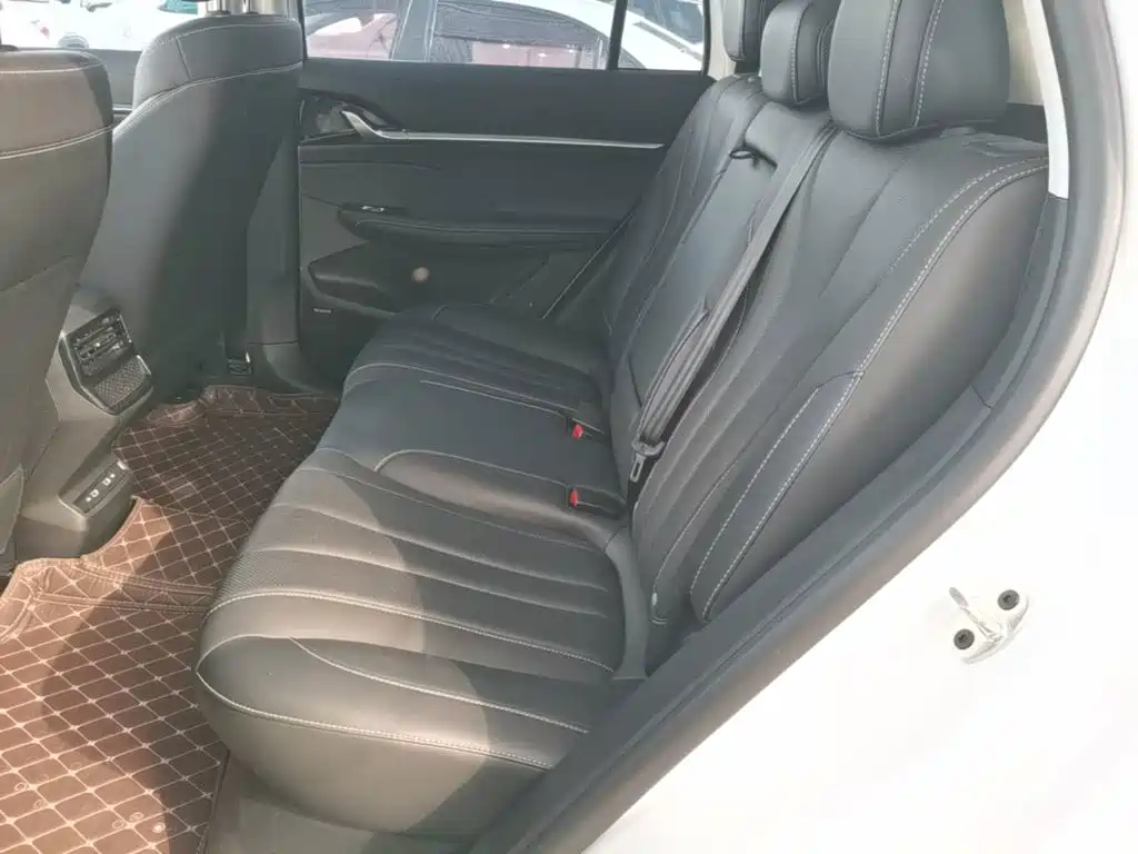 Roewe RX5 MAX — миниатюра 17