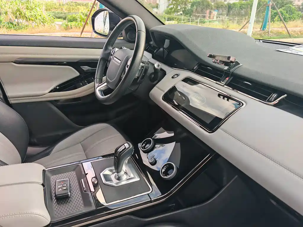 Land Rover Evoque — миниатюра 9