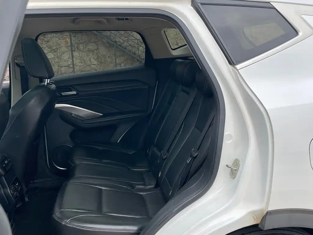 WEI PAI WEI BRAND VV6